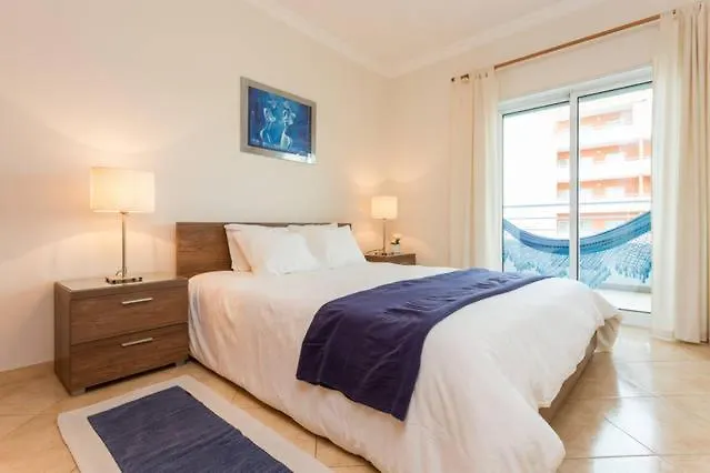 Casa Azul, Fast Wi-Fi, Airco, Pool & Bbq Near The Beach Praia Da Rocha