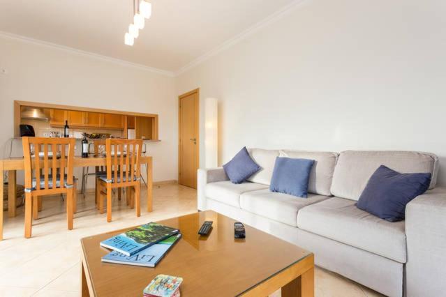 Apartment Casa Azul, Fast Wi-fi, Airco, Pool & Bbq Near The Da Rocha